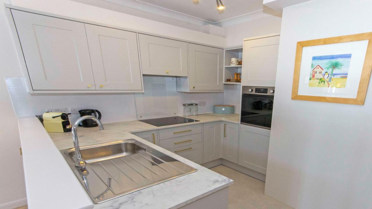 Clifton Court Apt 16 With Indoor Heated Pool & Sea Views Croyde Ngoại thất bức ảnh