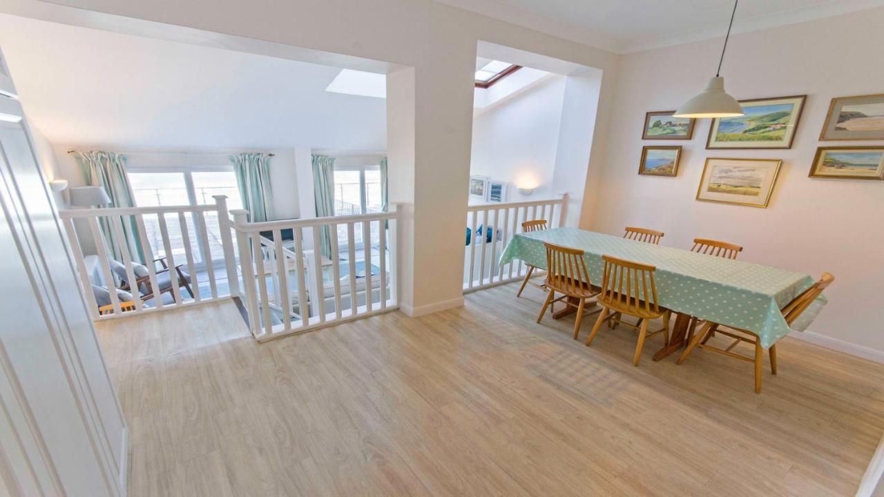 Clifton Court Apt 16 With Indoor Heated Pool & Sea Views Croyde Ngoại thất bức ảnh